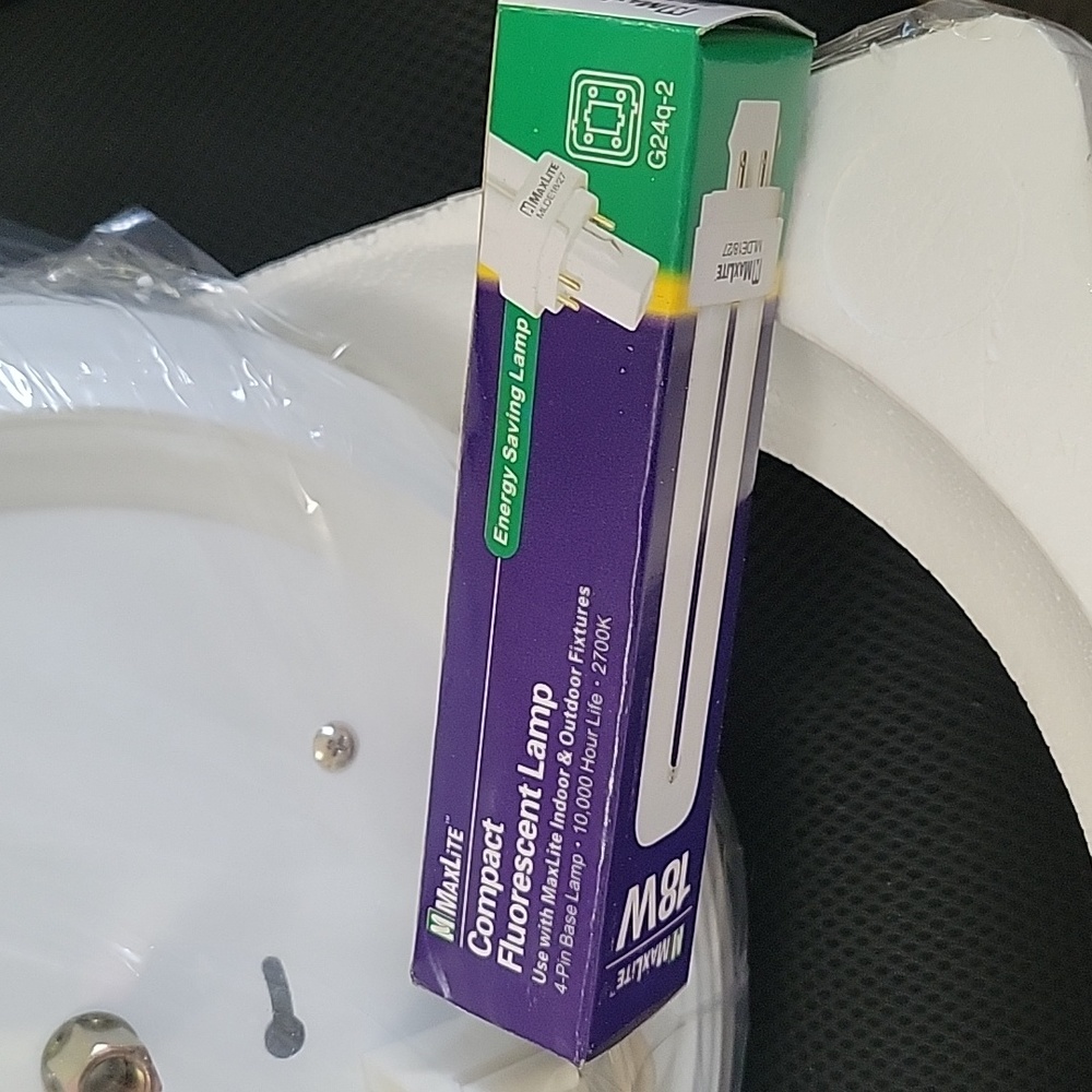 MaxLite Ceiling Fixture NIB - Picture 7 of 7